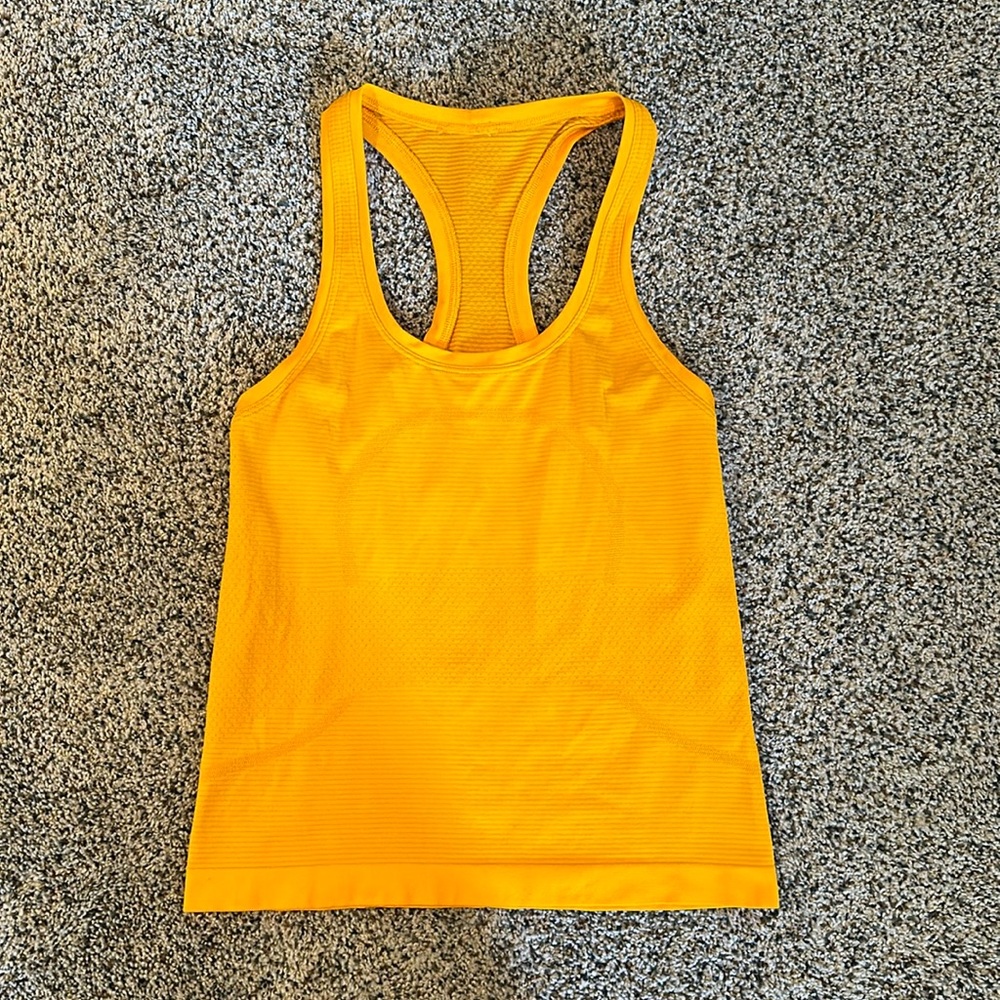 Lululemon Swiftly Tech Racerback Tank Top 2.0
Race Length